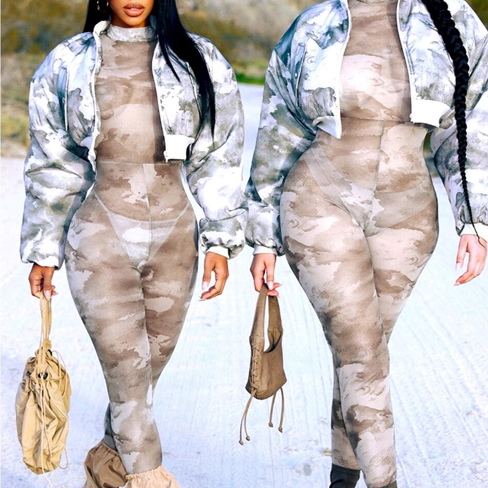 🌟 Plus Camo Mesh Jumper 🌟